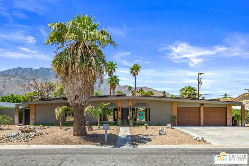 2207 N Viminal Road, Palm Springs, California 92262 home-pic-1